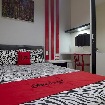 Reddoorz Near Lawang Sewu Ξενοδοχείο Σεμαράνγκ Εξωτερικό φωτογραφία